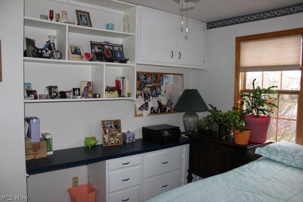 Oak Point - Residential