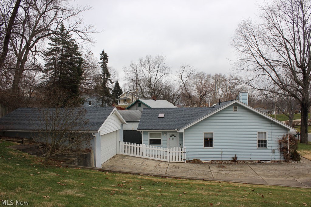 Oak Point - Residential