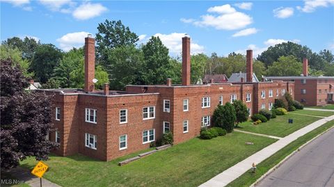 2521 Noble Road Cleveland Heights OH 44121