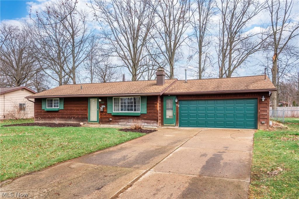 Photo of 5785 Deborah Drive, North Ridgeville, OH 44039 (MLS # 5194956)