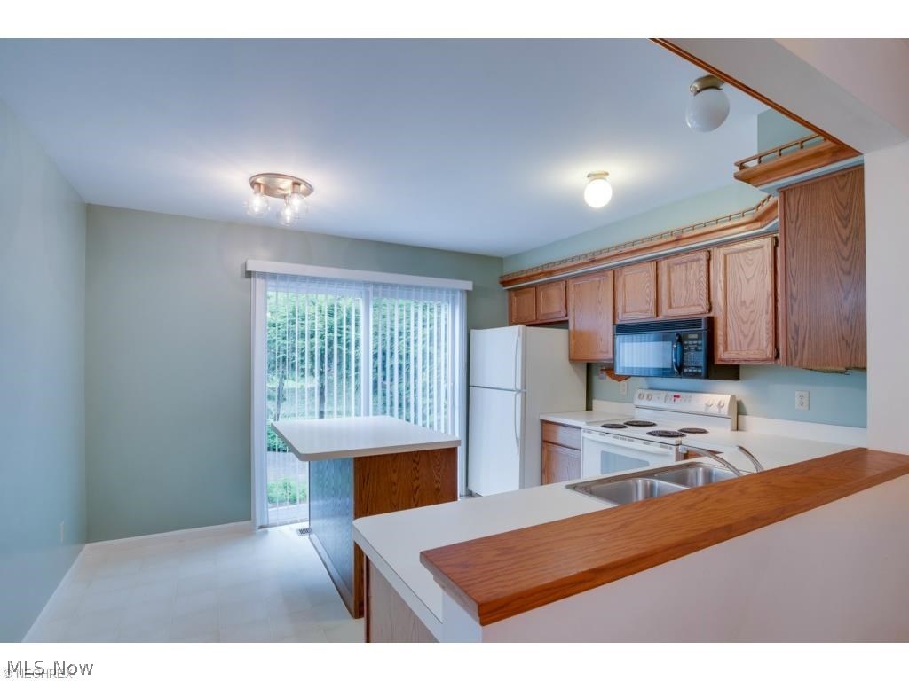 Governors Landing Condo - Residential