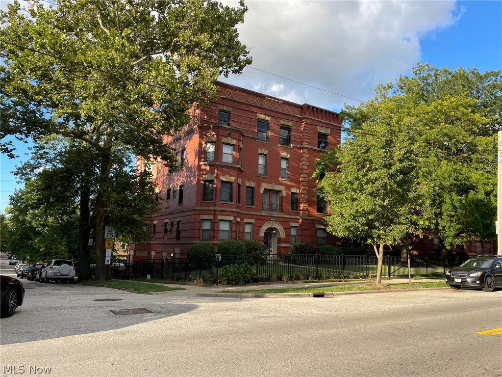 Eastman Condo - Residential