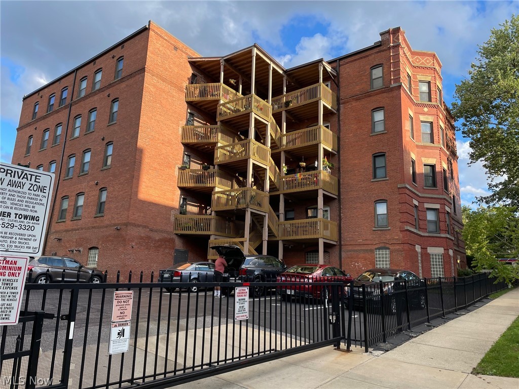 Eastman Condo - Residential