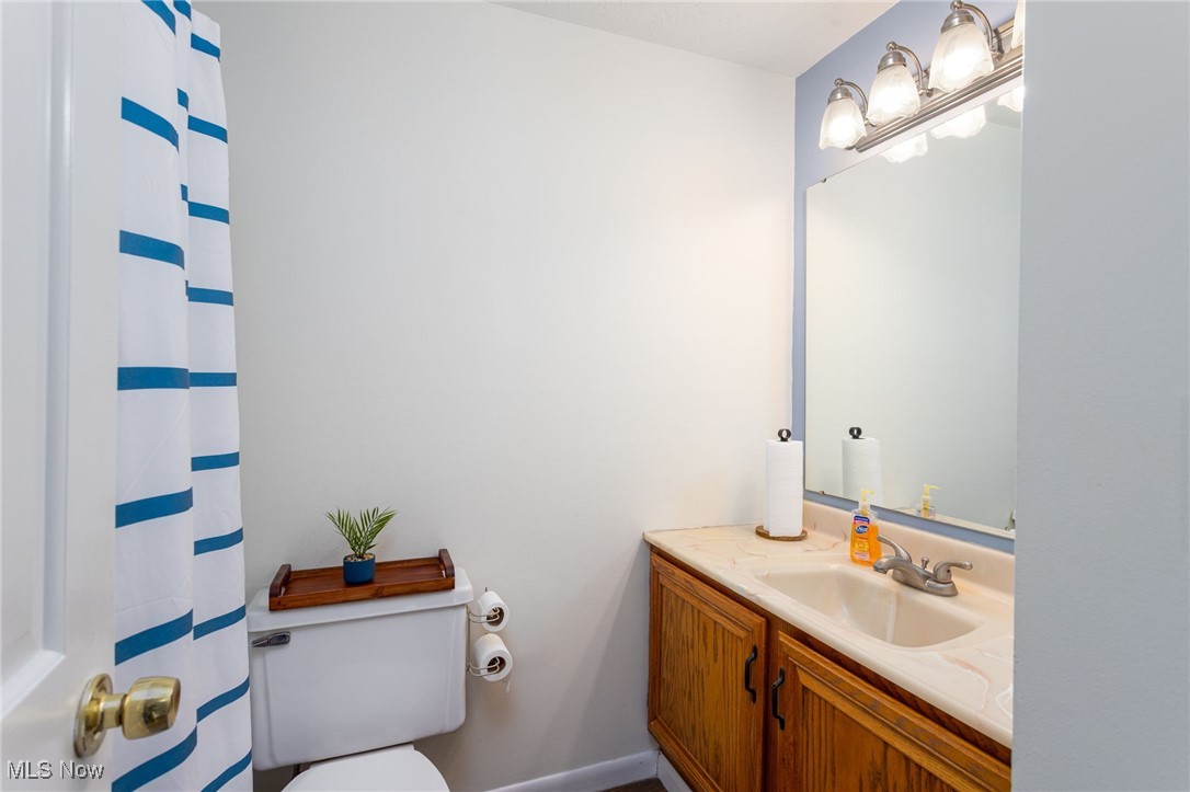 832 Dogwood Trail, Medina, Ohio image 29