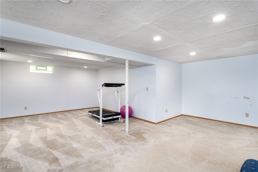 832 Dogwood Trail, Medina, Ohio image 30