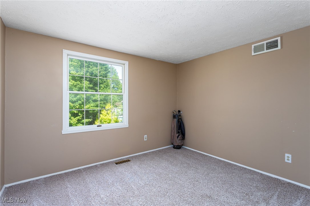 832 Dogwood Trail, Medina, Ohio image 24