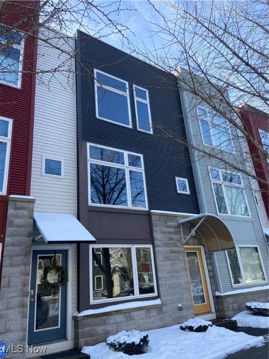 Beyond stunning! Uber chic condo looks like it dropped in from Miami or Manhattan. 75K renovation in 2024 was supervised by a high-end interior designer with a sophisticated design aesthetic. The highest of high-end finishes were used. Unquestionably the quality that you would expect to see in a million dollar home. The pictures speak for themselves. This was a seldom used pied-a-terre in Cleveland and is in spotless turn-key condition. You won't find anything like this at this price point anywhere. Terrific location in one of the hottest neighborhoods in Cleveland. Beautiful green space and a brewery are to be found and enjoyed within the confines of Battery Park. Just minutes from Gordon Square's trendy shopping & restaurants, and Edgewater Park. Truly a rare opportunity in today's market.