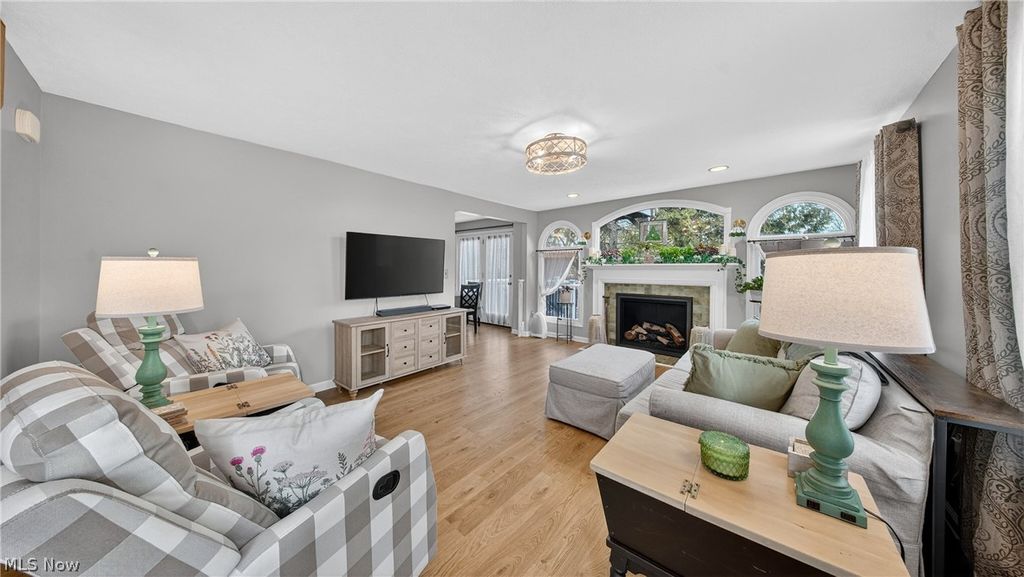 Photo of 425 N Broadway Street, Medina, OH 44256 (MLS # 5196567)