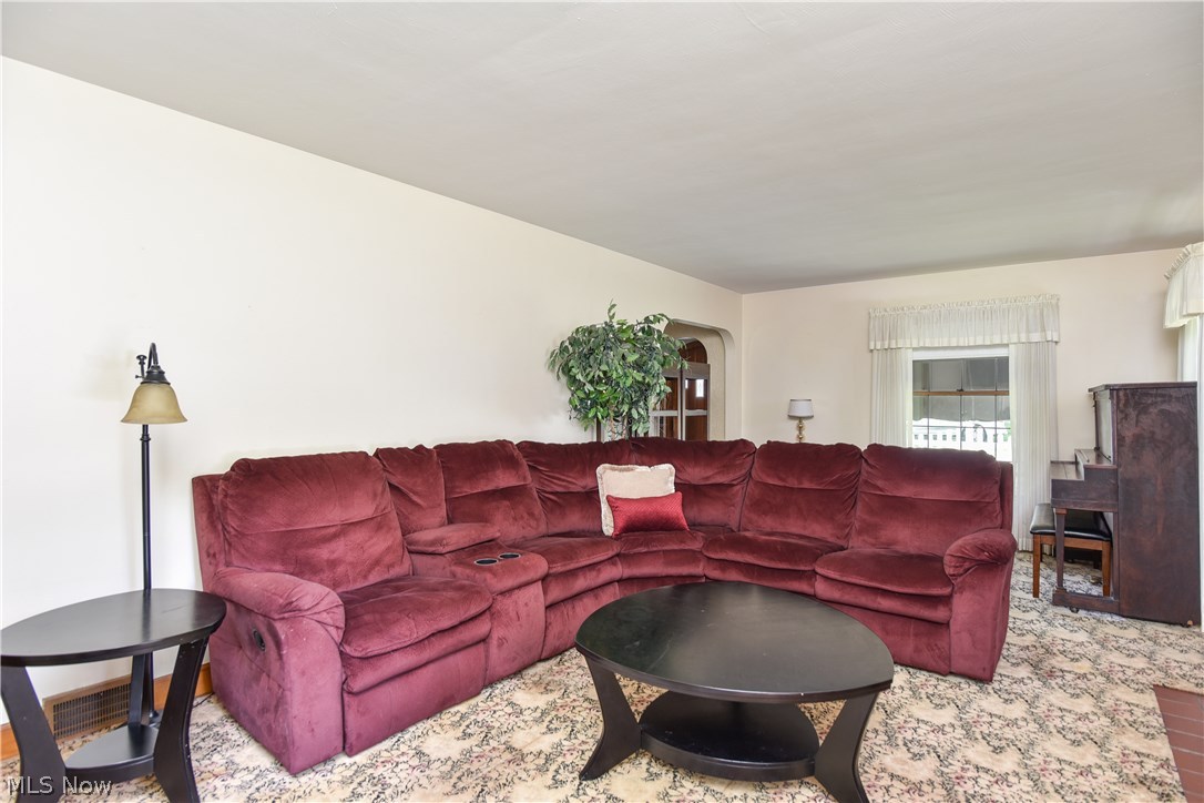 Alburn Realty 08 - Residential