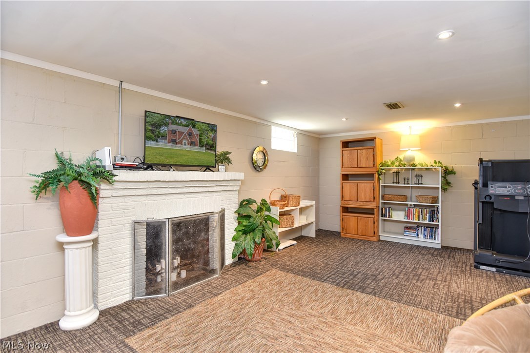 Alburn Realty 08 - Residential