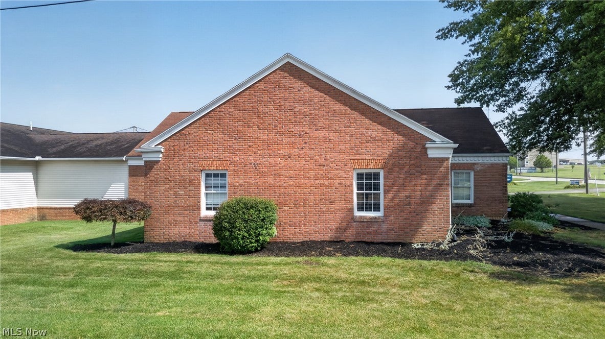 1645 N Main Street