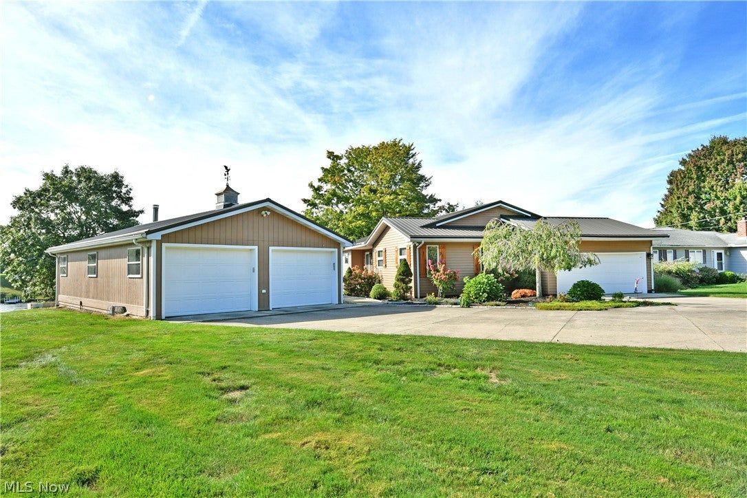 1460 Lake Vue Drive