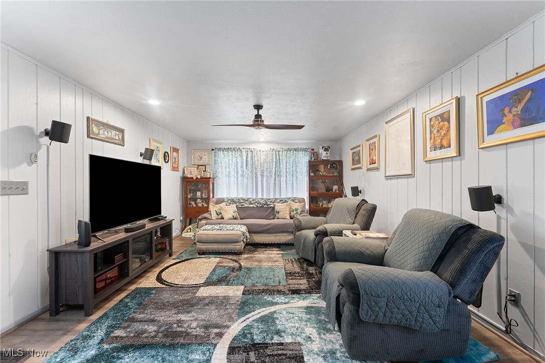 Hubbard Estates 02 - Residential