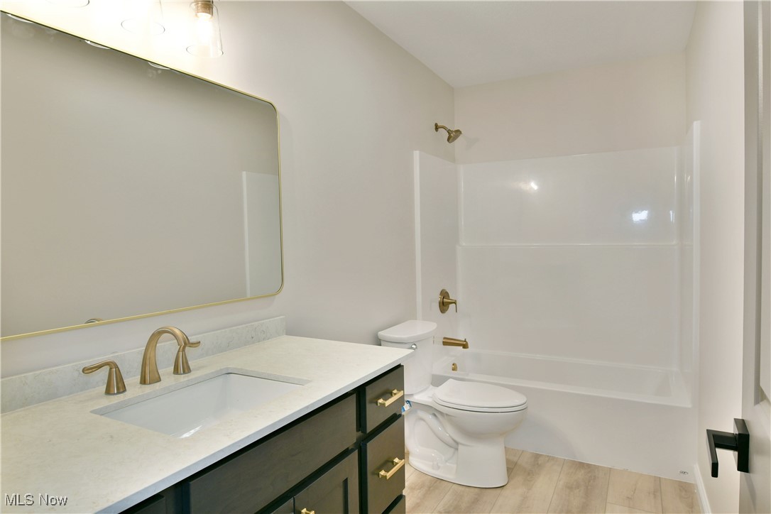 Custer Estate - Residential