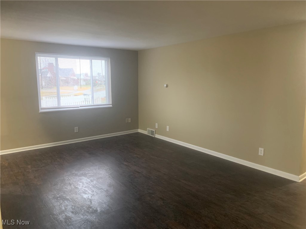 1469 Valentine Circle NW