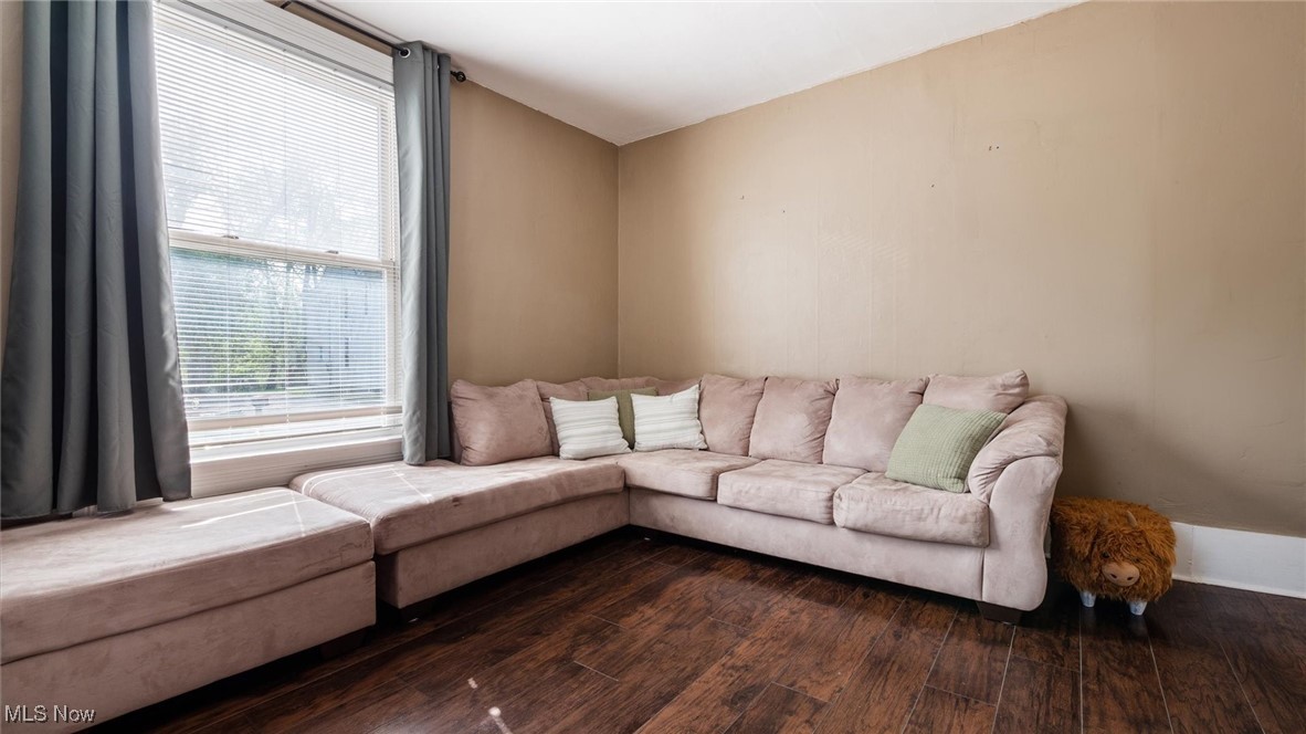 326 S 8th Street, Cambridge, Ohio image 12