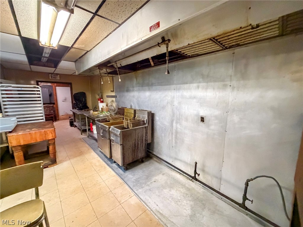 Smiths Add 02 - Commercial Sale