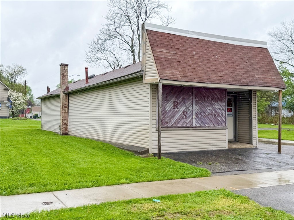 Smiths Add 02 - Commercial Sale