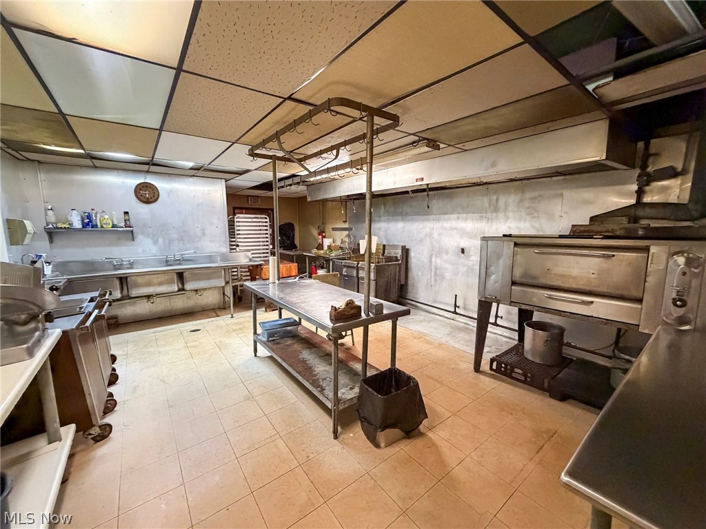 Smiths Add 02 - Commercial Sale