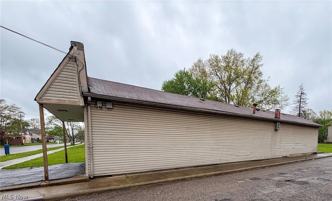 Smiths Add 02 - Commercial Sale