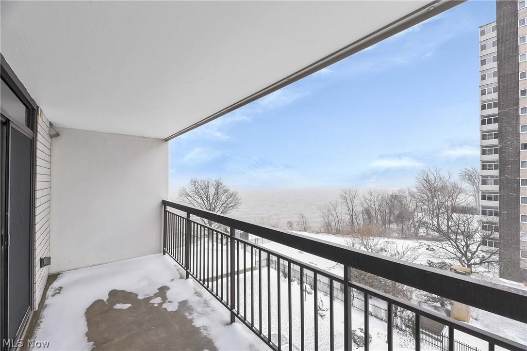 12550 Lake Avenue #607, Lakewood, Ohio image 10