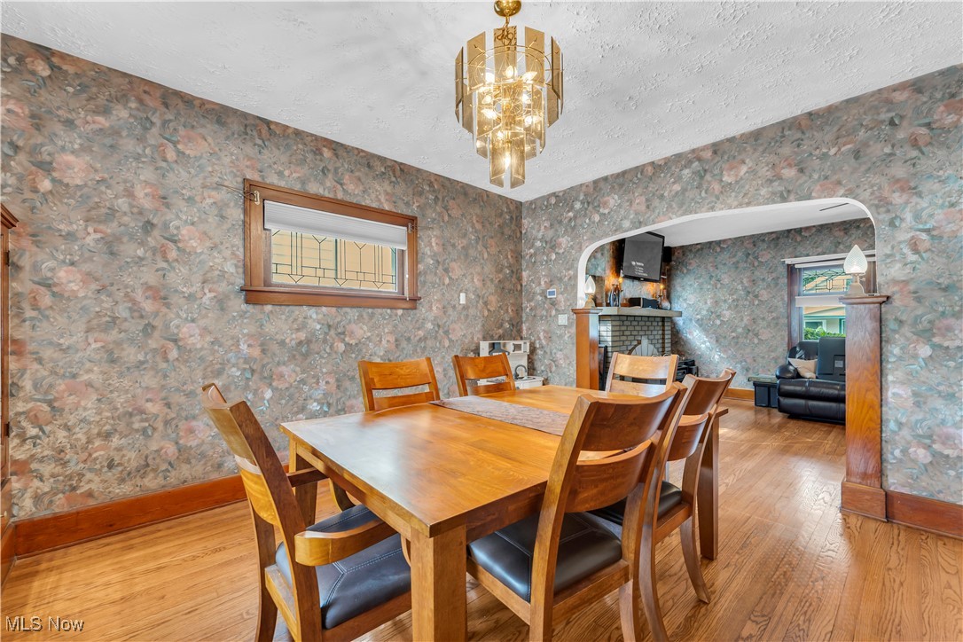 Davis & Farley Realty Co - Residential