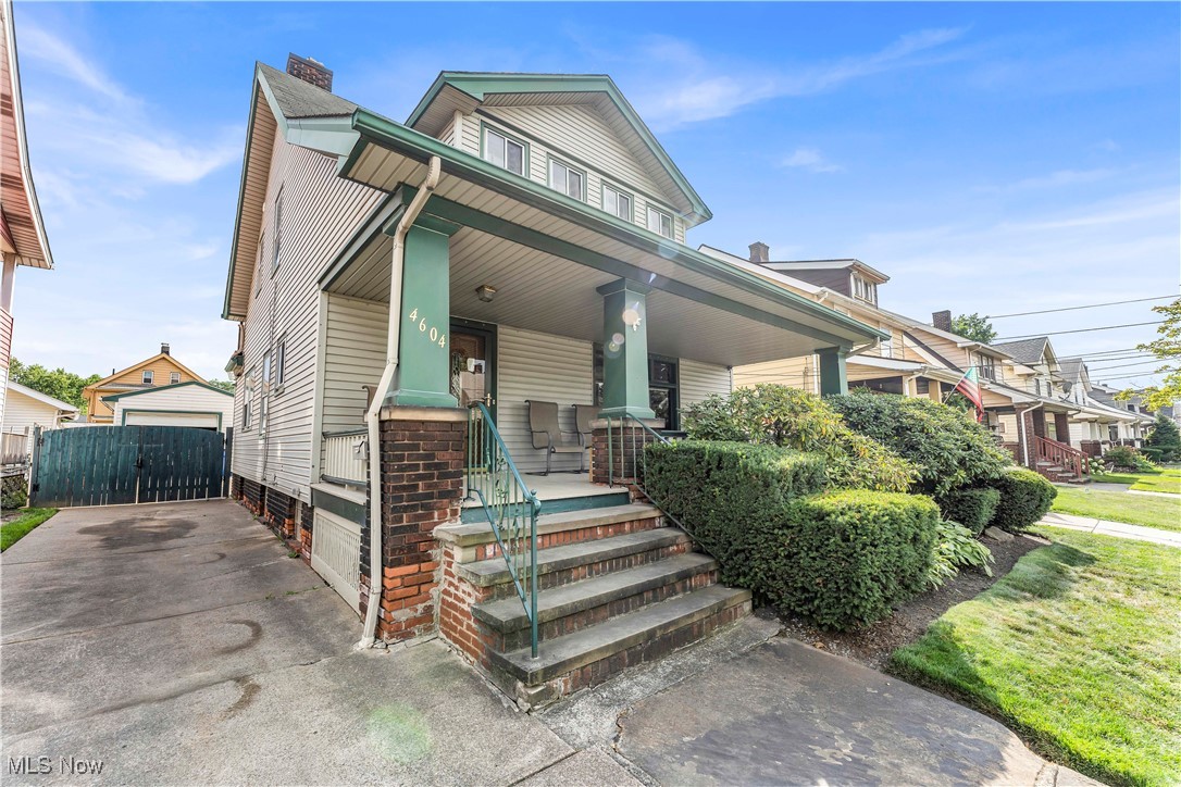 Davis & Farley Realty Co - Residential