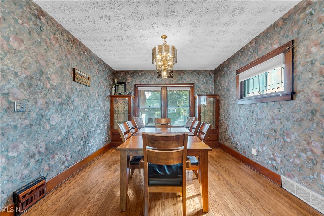 Davis & Farley Realty Co - Residential