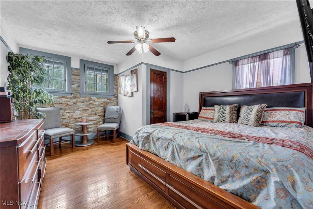 Davis & Farley Realty Co - Residential