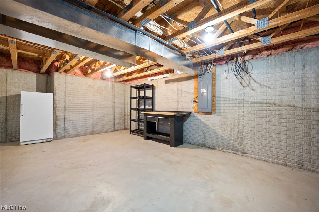 Villas Falls Pointe I - Residential