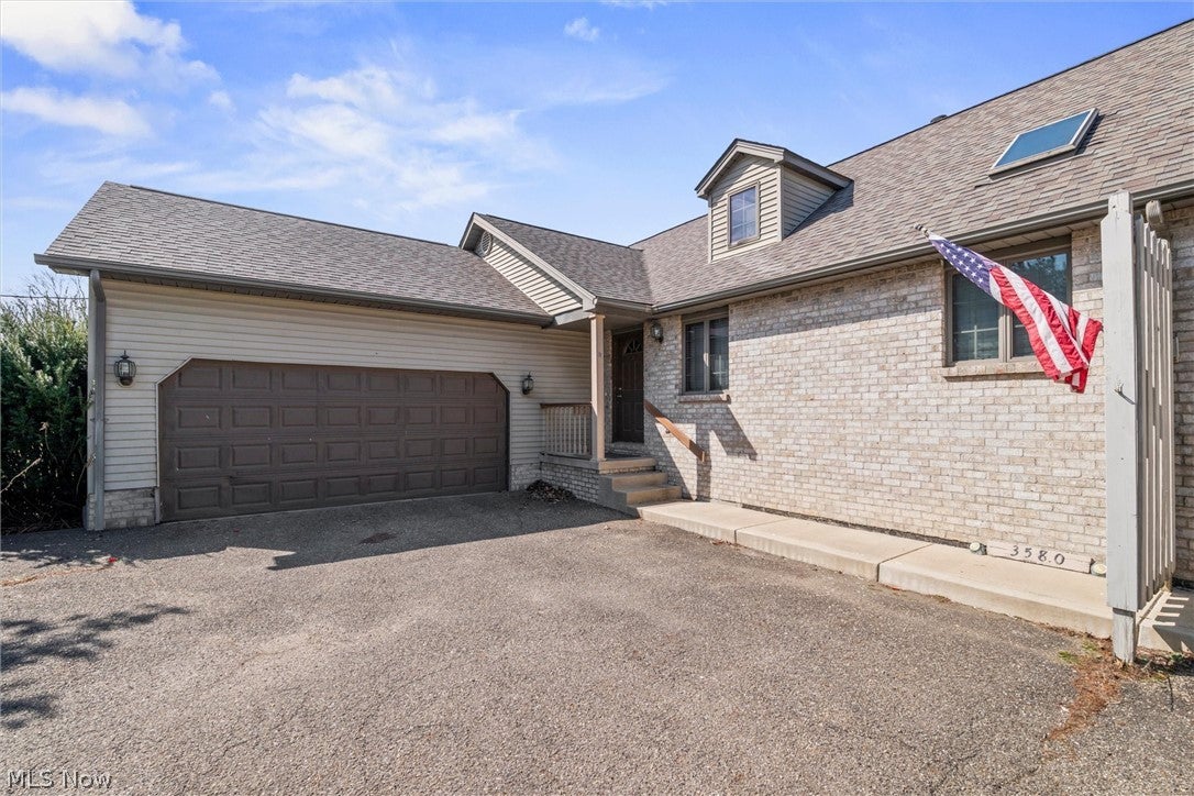 3580 & 3582 E Western Reserve Road