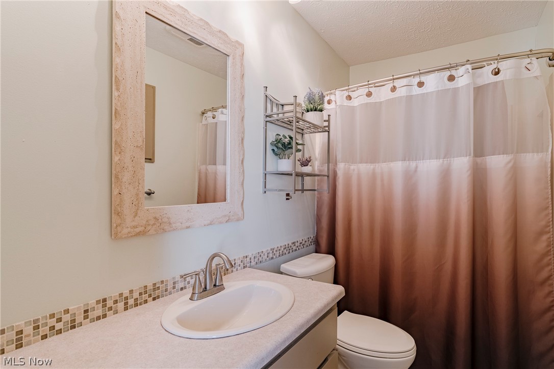 Meadows Condo - Residential