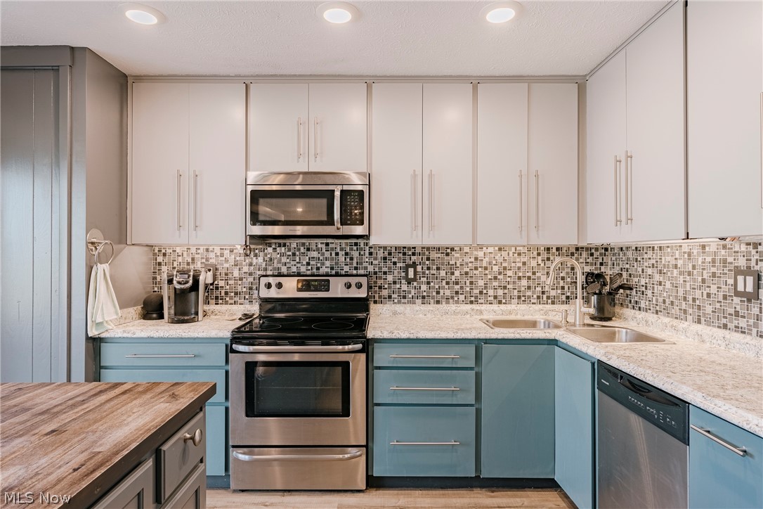 Meadows Condo - Residential