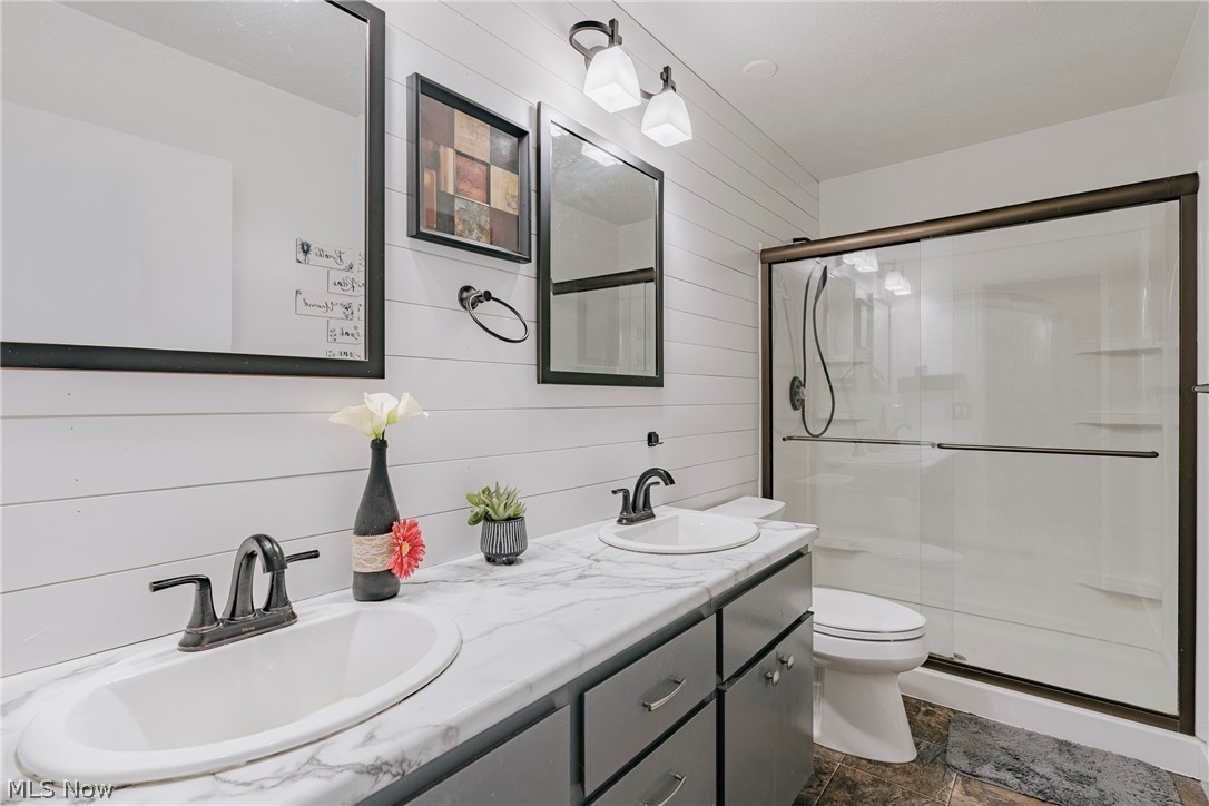 Meadows Condo - Residential