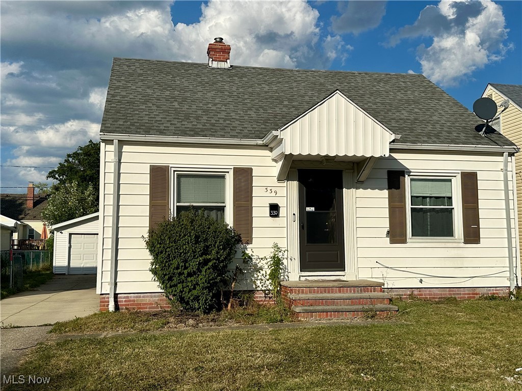 Welcome to 339 East 329th Street in Willowick! This inviting home features newer paint and flooring throughout, along with a 2023 furnace and central air for year-round comfort. Ideally situated just minutes from the freeway, shopping centers, restaurants, and more, it offers both convenience and everyday ease in a great location.