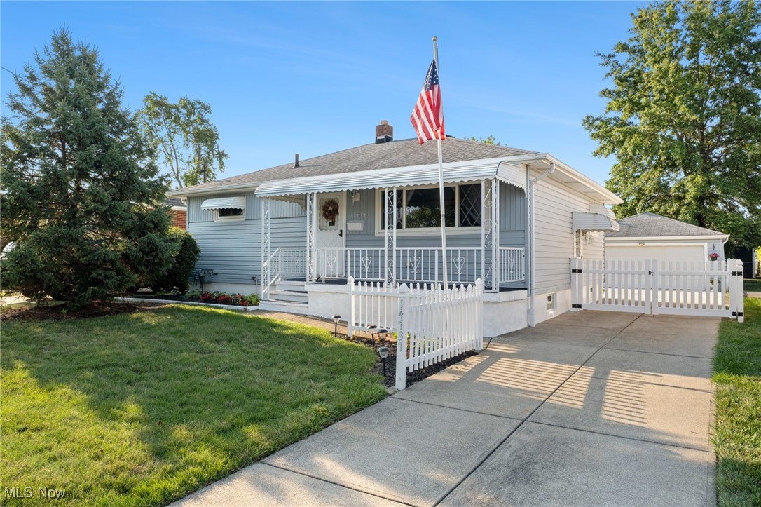 View Brook Park, OH 44142 house