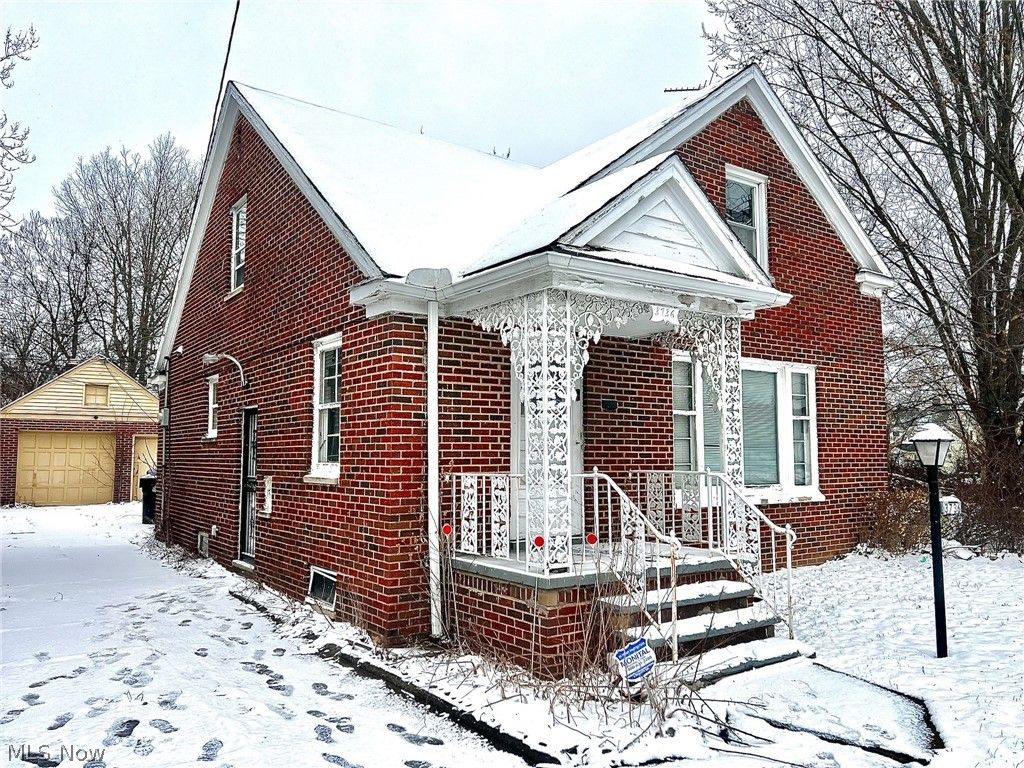 Photo of 3736 Martin Luther King Jr Drive, Cleveland, OH 44105 (MLS # 5195088)