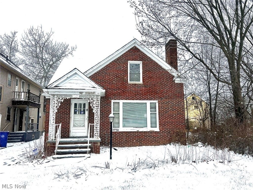Photo of 3736 Martin Luther King Jr Drive, Cleveland, OH 44105 (MLS # 5195088)