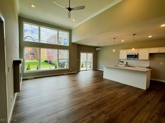 4292 Campus Lane