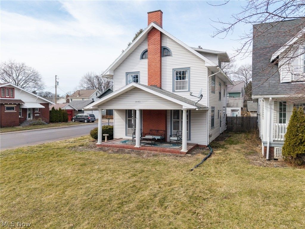 Photo of 1445 15th Street NW, Canton, OH 44703 (MLS # 5189608)