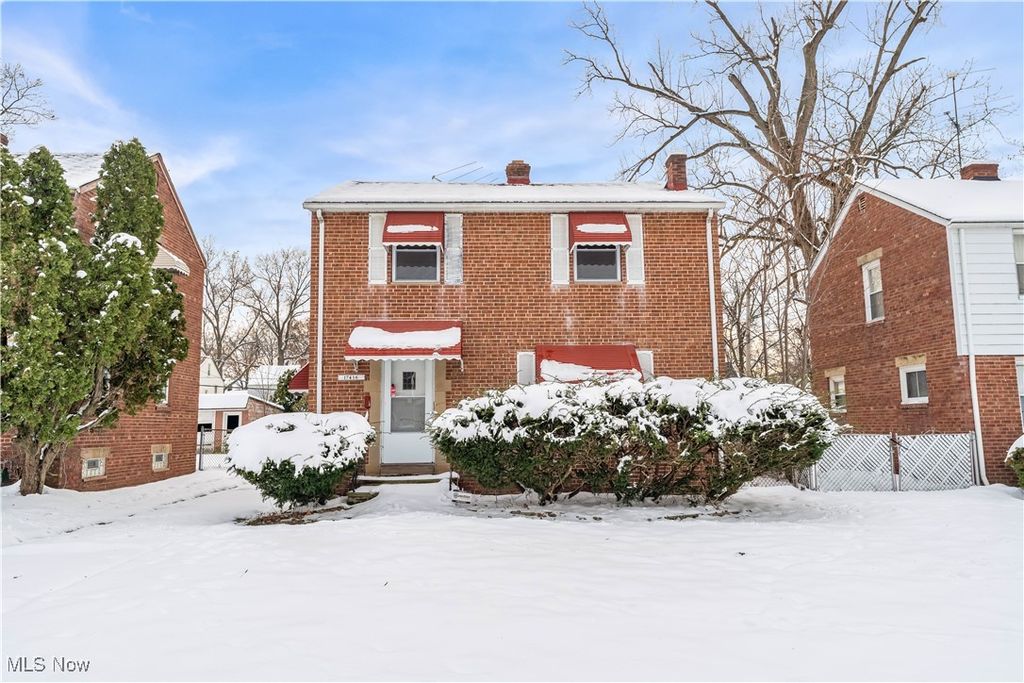 Photo of 17416 Throckley Avenue, Cleveland, OH 44128 (MLS # 5178085)