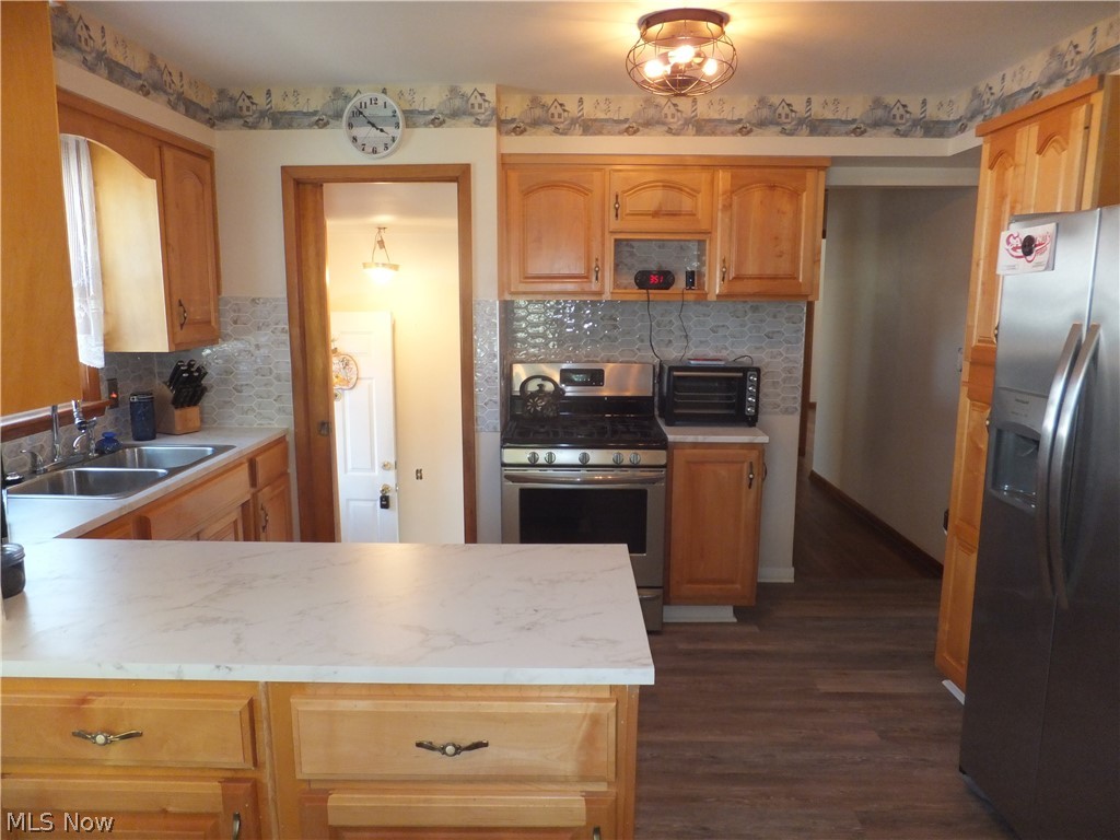 H A Stahl Properties Cos Brow - Residential