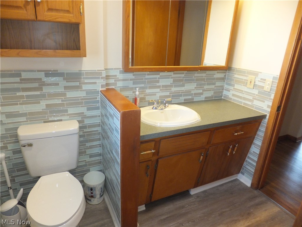 H A Stahl Properties Cos Brow - Residential