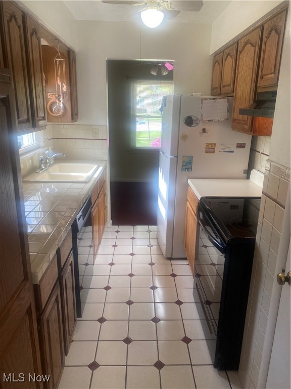 9372 Jordan Drive, Mentor, Ohio image 7