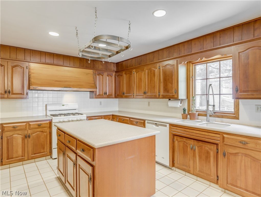 Bob O Link - Residential