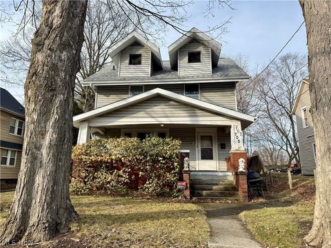 Photo of 707 Hazel Street, Akron, OH 44305 (MLS # 5187796)