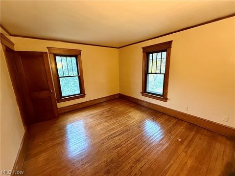 Tiny photo for 707 Hazel Street, Akron, OH 44305 (MLS # 5187796)