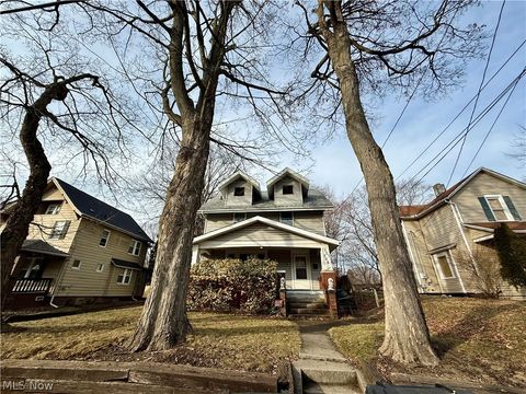 Tiny photo for 707 Hazel Street, Akron, OH 44305 (MLS # 5187796)