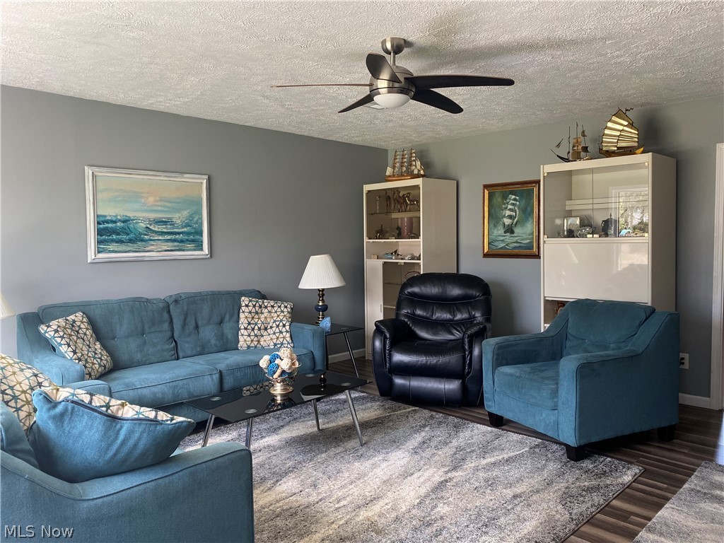 Pville Overlook 02 - Residential