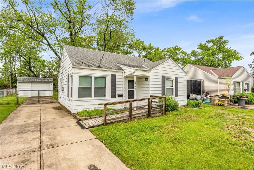 Photo of 15922 Eleanore Drive, Cleveland, OH 44135 (MLS # 5189813)